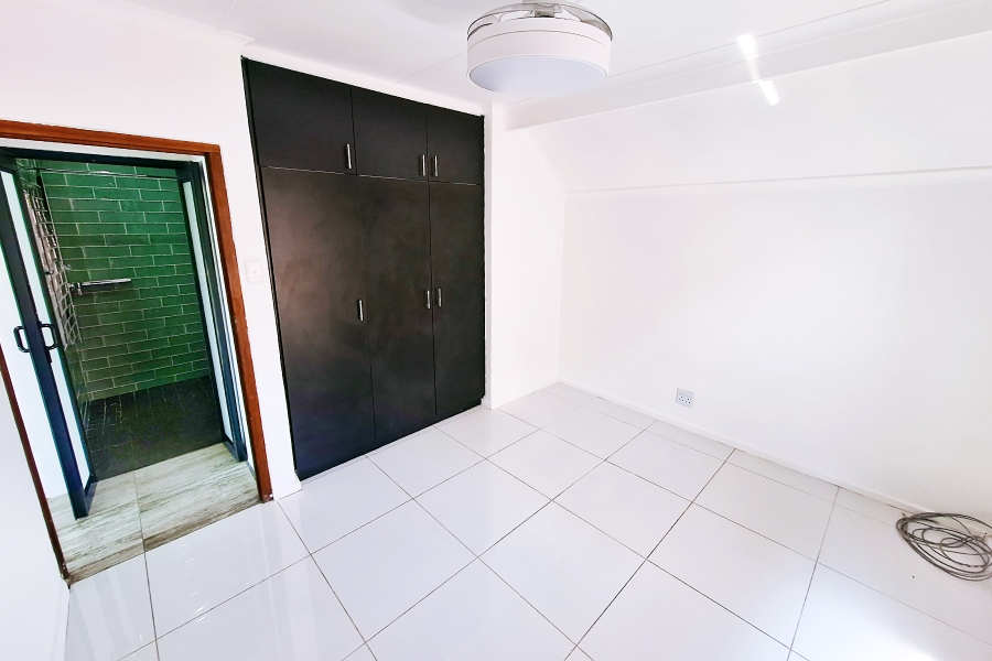 4 Bedroom Property for Sale in Noorsekloof Eastern Cape